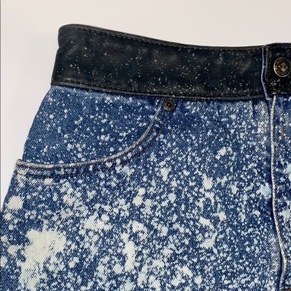 Harley Davidson Jean skirt with leather waist - Picture 5 of 12